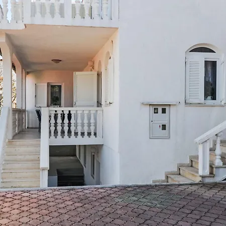 Jako-1 By Interhome Apartman Slatine